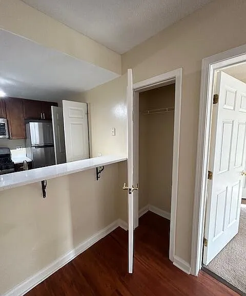 488 Bedford St #423 — Photo 11