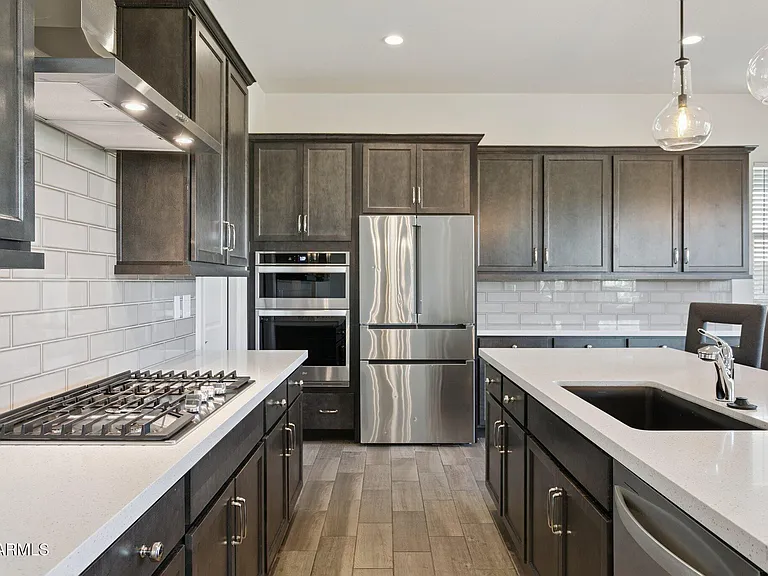 11249 N Blakely St — Photo 3