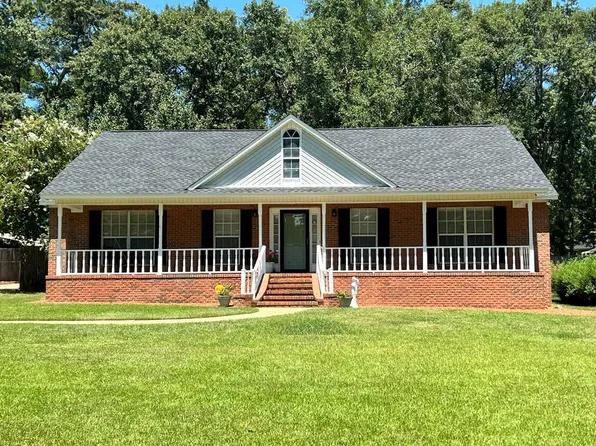 103 Darlington Cir, Dothan, AL 36301