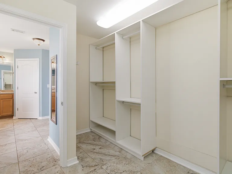 4759 Spears St — Photo 6
