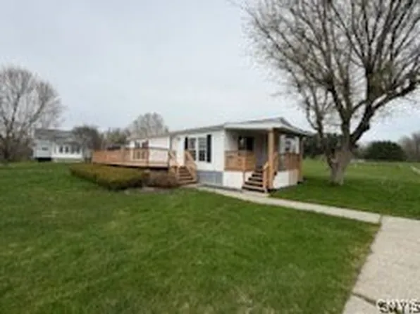 23662 Fetterly Rd, Dexter, NY 13634