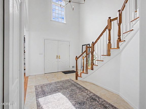 3rd image of 10 Campo Lane