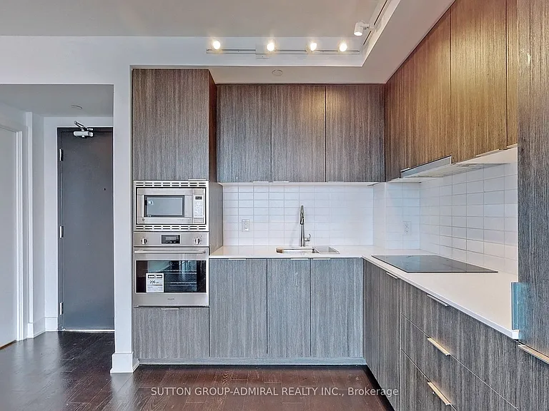955 Bay St #3306 — Photo 9