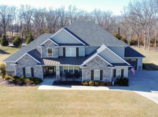 5602 N Lightpost Ct, Columbia, MO 65201