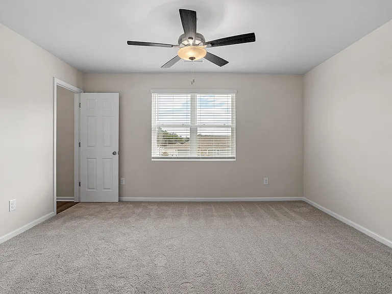 1012 Peony Ln — Photo 27