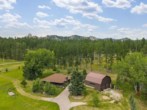 12644 State Highway 16/16a, Custer, SD 57730