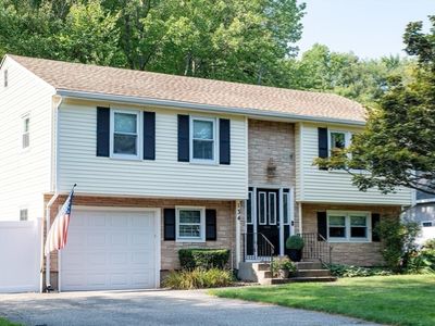 134 Hendom Dr, Feeding Hills, MA, 01030