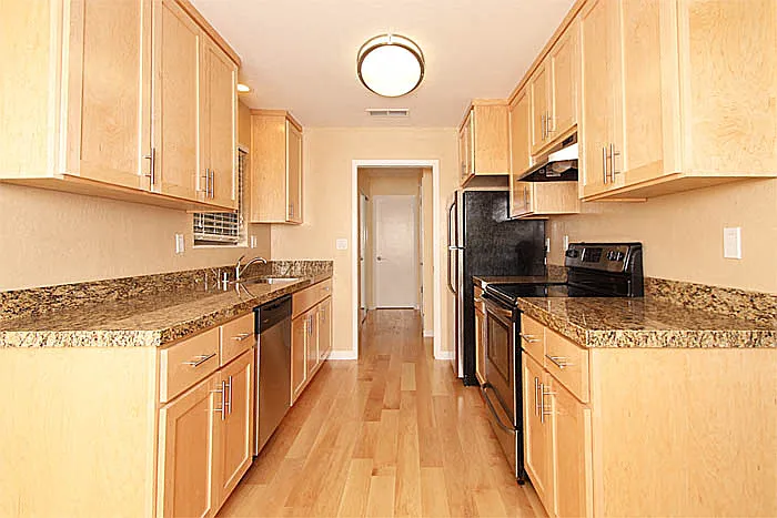 696 Towle Way — Photo 4
