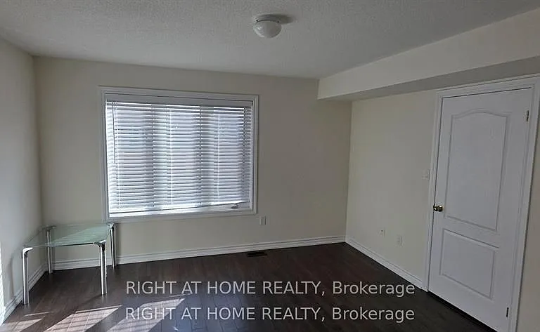 27 Shiff Cres — Photo 28
