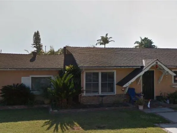 210 W Greenwood Ave, La Habra, CA 90631