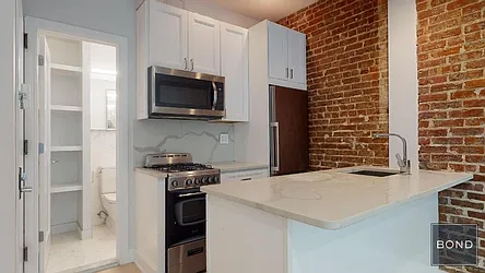 Rented by Bond New York