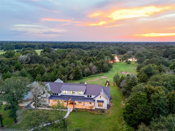 27201 Double Culvert Rd, Hempstead, TX 77445