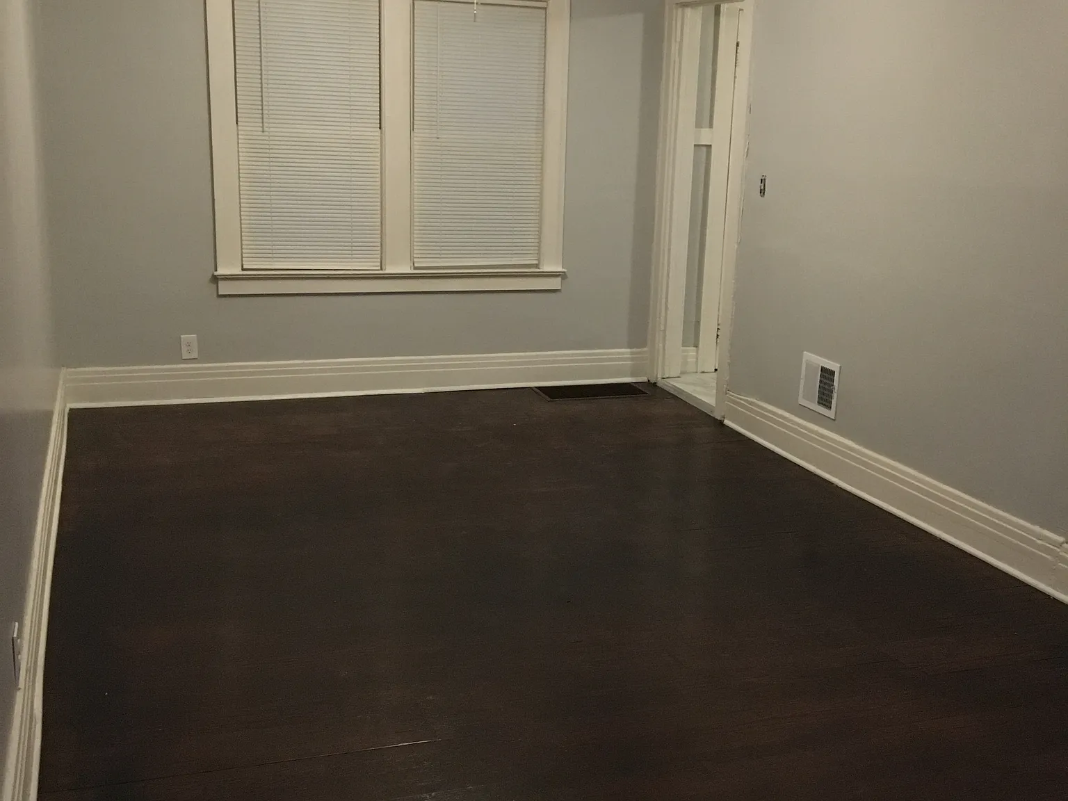 3 bed, 1128 sqft, $1,550 — Photo 4