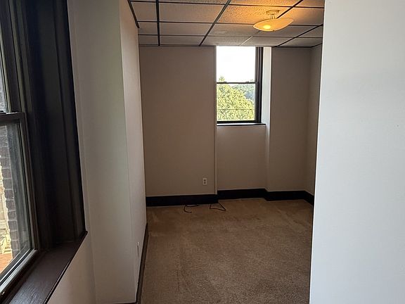 2nd image of 151 Main St #4