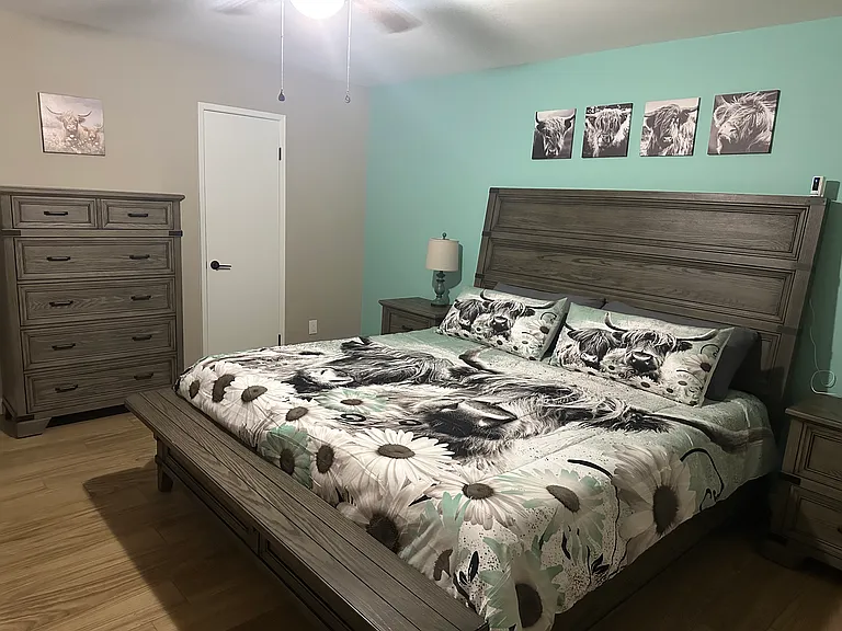 1814 W Kerry Ln — Photo 17