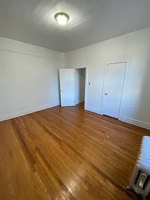 Rented by City Prime Commercial Realty  | media 9