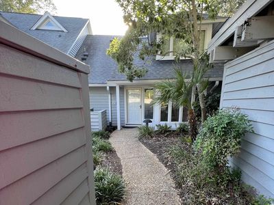 Gloucester Terrace Circle #2-E, Myrtle Beach, SC, 29572