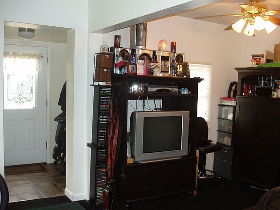 Living Rm & Front Entry