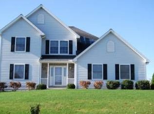 1106 W Springfield Dr, Bellefonte, PA 16823