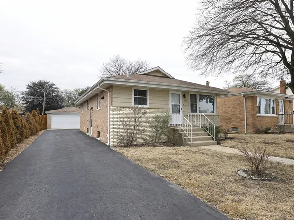 9416 S 80th Ct, Hickory Hills, IL 60457