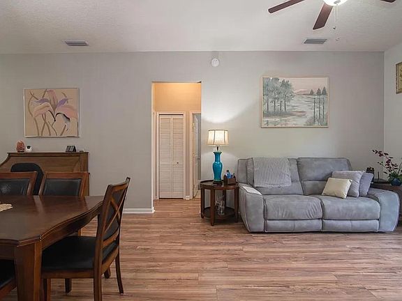 5th image of 7032 Deer Lodge Cir Unit 104