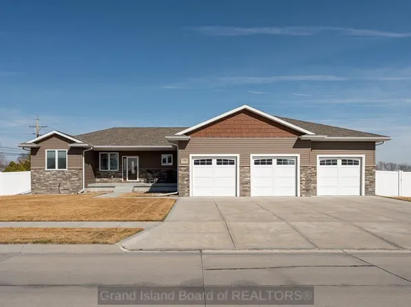 3962 Norseman Ave, Grand Island, NE 68803