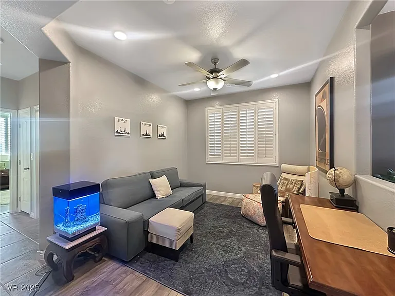 1004 Crescent Falls St — Photo 18