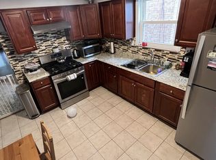 5539 N Mango Ave APT 2, Chicago, IL 60630