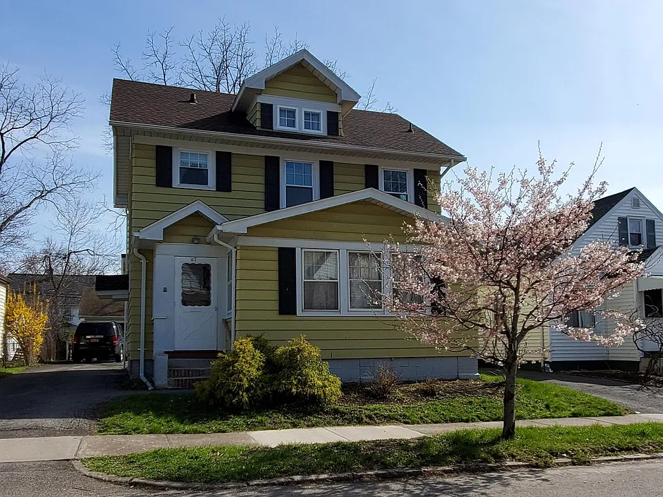 117 Rossiter Rd