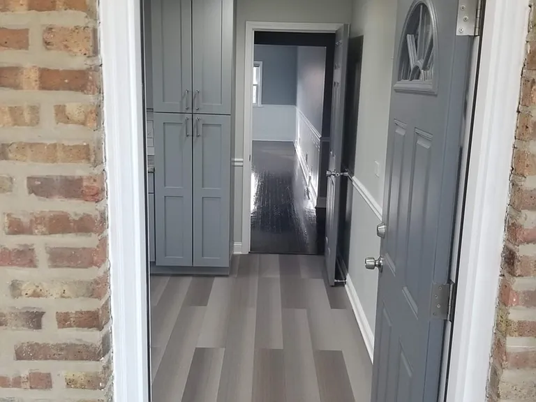 2315 N Merrimac Ave #2 — Photo 12