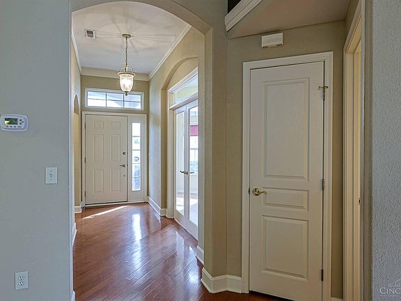 5th image of 6461 Foxtail Ln