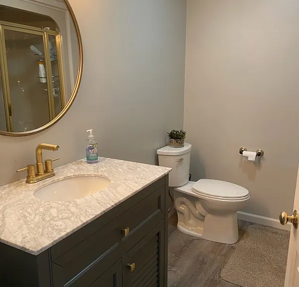 guest bathroom 1 of 3