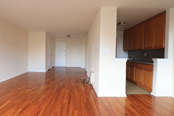 Rented by Douglas Elliman | media 14