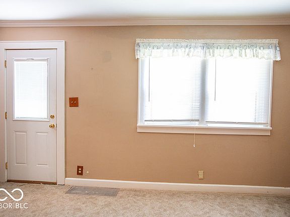3rd image of 6780 E Pleasant Run Parkway Dr N