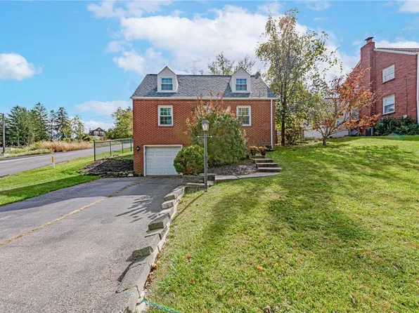 2431 S Park Rd, Bethel Park, PA 15102