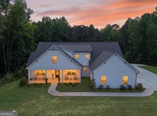 1764 Luther Bailey Rd, Senoia, GA 30276