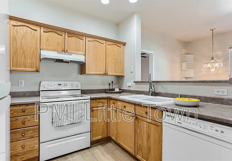 4045 S Crystal Cir #103 — Photo 11