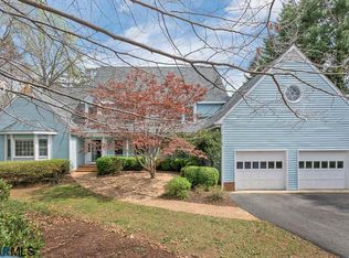 3125 Edgewater Dr, Charlottesville, VA