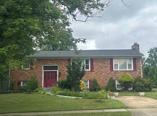 4308 Lees Corner Rd, Chantilly, VA 20151