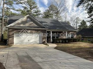 4233 Essex Dr, Villa Rica, GA 30180