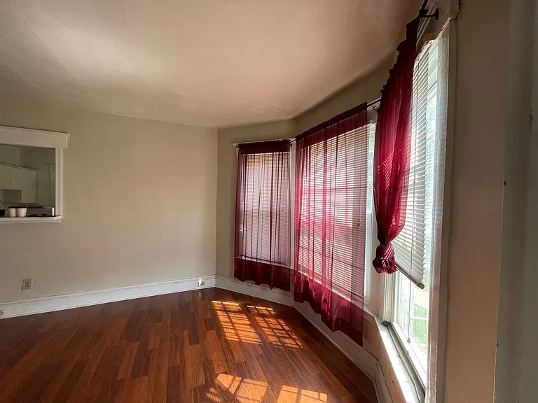 231 Ashworth Pl #1 — Photo 7