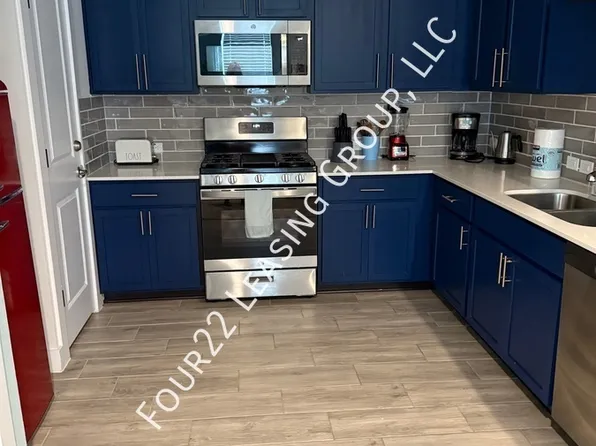 7904 Hillock Ter, Austin, TX 78744