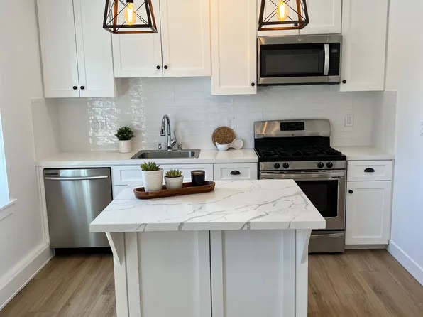 15533 Superior St #2, North Hills, CA 91343