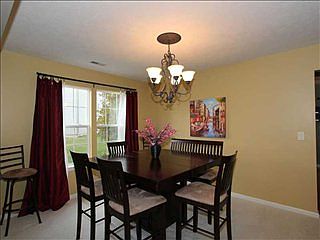 5th image of 1486 Derbyshire Dr