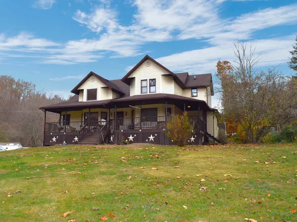 1036 County Road 15, South Pt, OH 45680