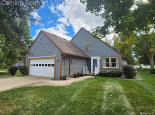 11 Cambridge Park #11, Frankenmuth, MI 48734