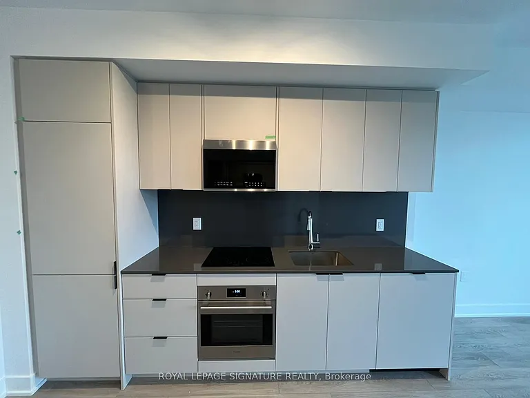 2088 James St #504 — Photo 6