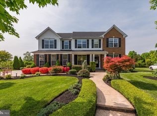 25901 Spring Farm Cir, Chantilly, VA 20152
