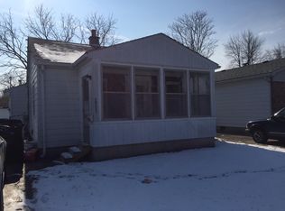 19112 Maryland St, Roseville, MI 48066