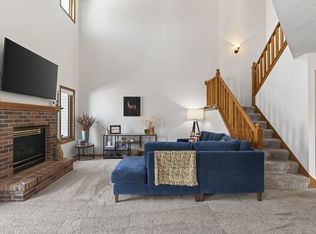 15002 Windemere Ln, Burnsville, MN 55306